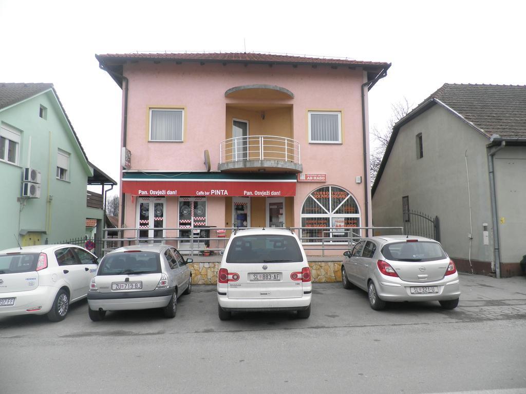 Guest House Pinta Slatina  Exteriér fotografie
